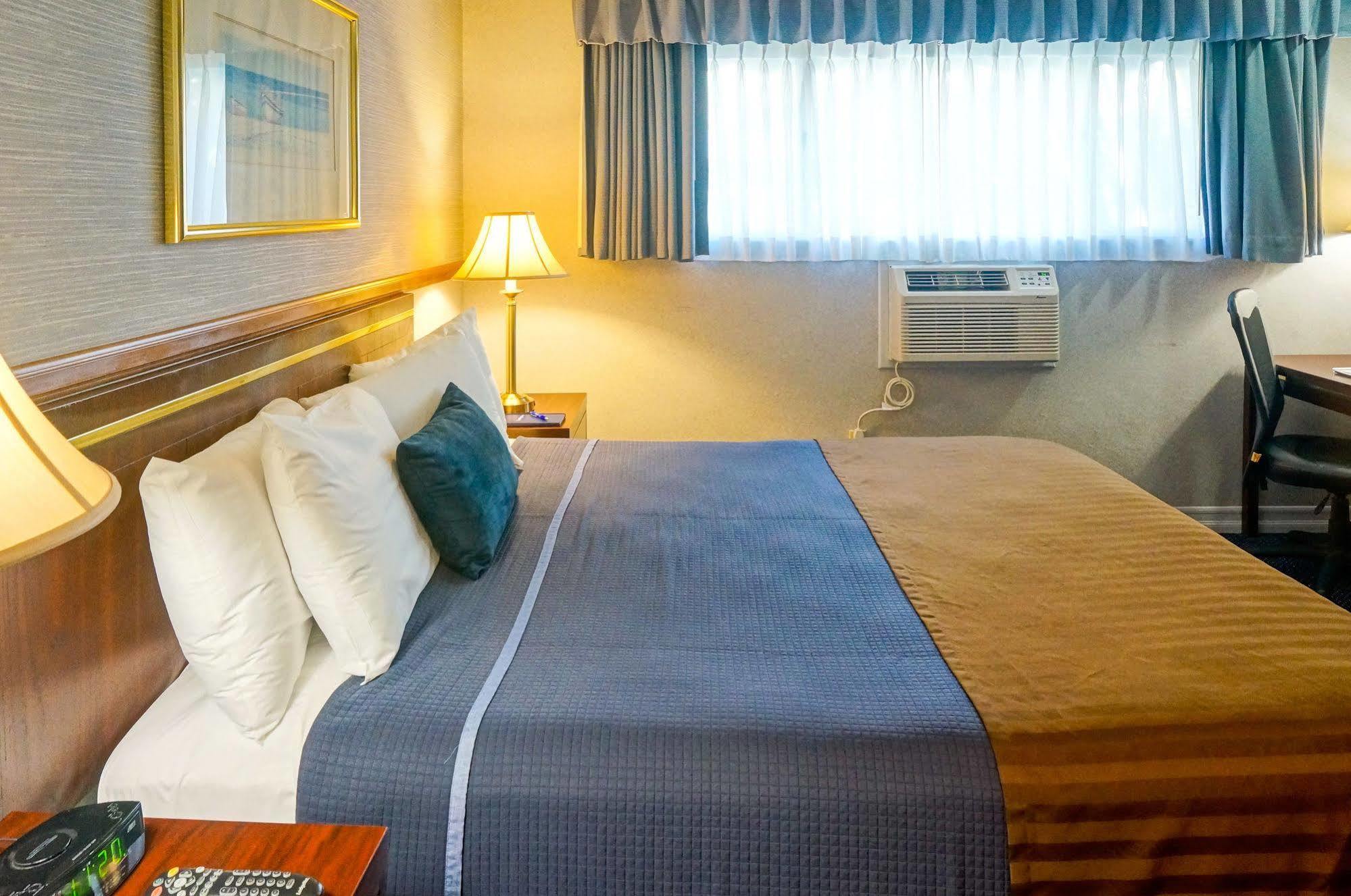 Travelodge Hotel At Lax Los Angeles Exterior photo